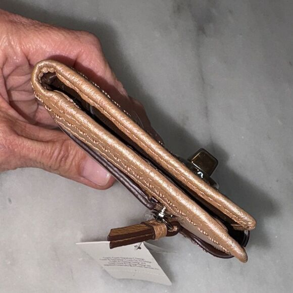 Coach Wallet Golden Tan Pearlized Metallic Pebbled Leather Twistlock Wallet NWT - Picture 9 of 16